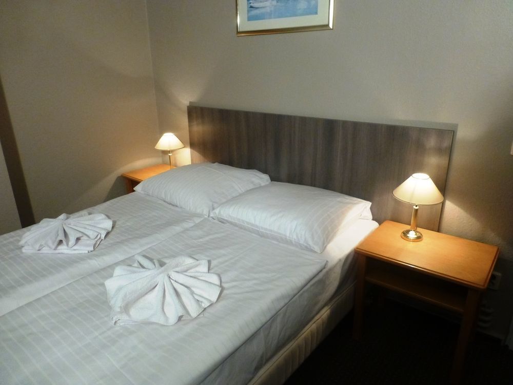 Hotel Rehberge Berlin Mitte Екстер'єр фото