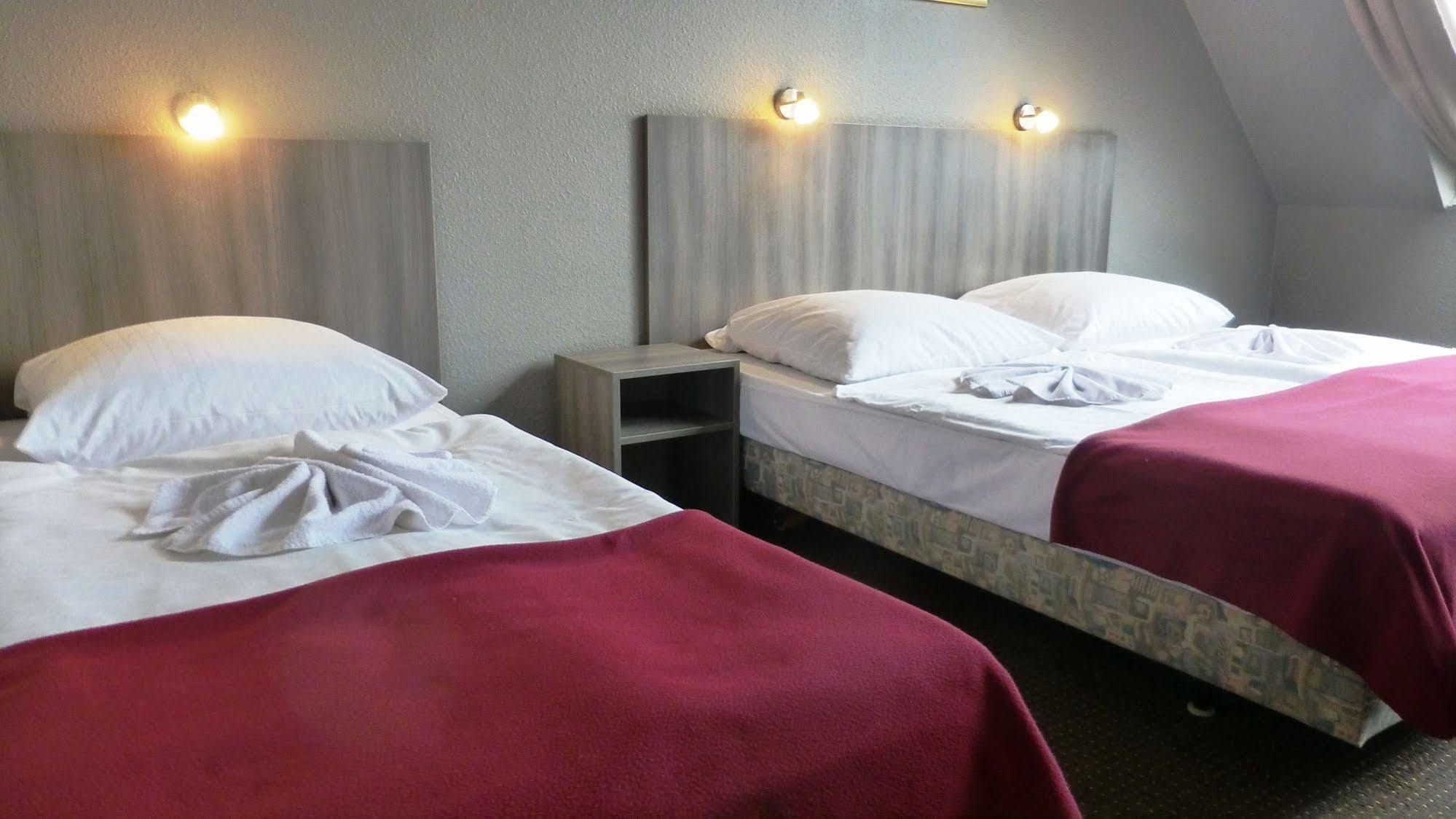 Hotel Rehberge Berlin Mitte Екстер'єр фото