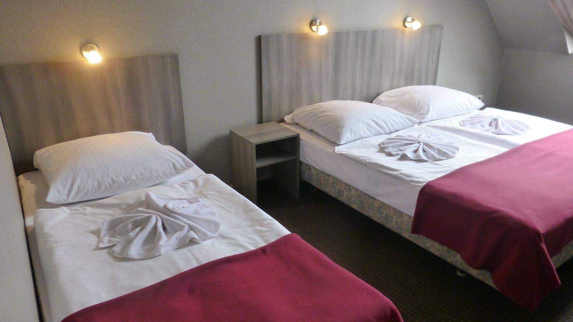 Hotel Rehberge Berlin Mitte Екстер'єр фото